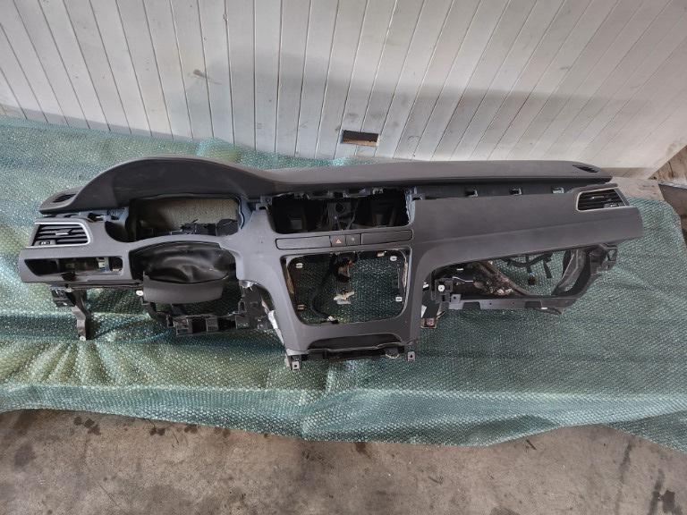 Grila bord Peugeot 508 2011 2012 2013 2014 2015 2016 2017 2018