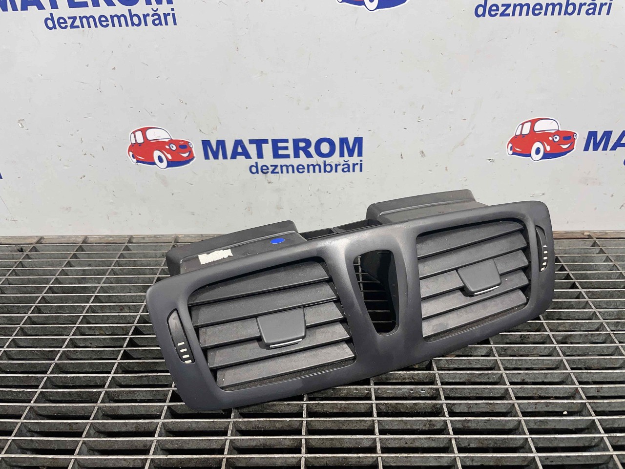 GRILA BORD RENAULT MEGANE - - (2012 2016)