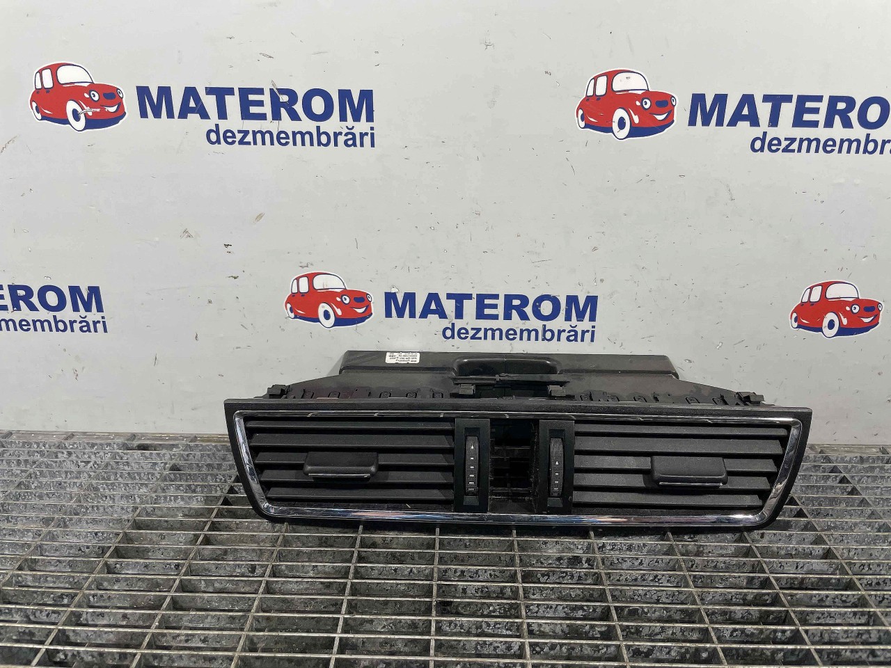 GRILA BORD SEAT TOLEDO 1.6 TDI - (2012 2019)