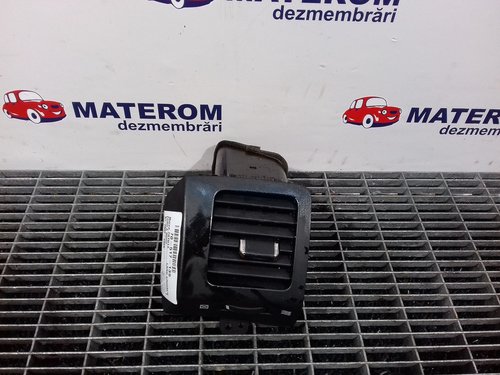 GRILA BORD TOYOTA LAND CRUISER - - (2002 2009)