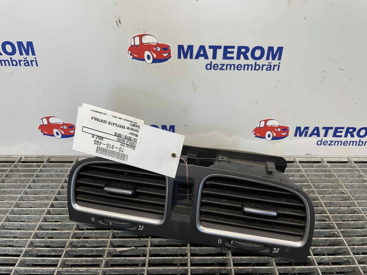 GRILA BORD VW GOLF VI - - (2010 2015)