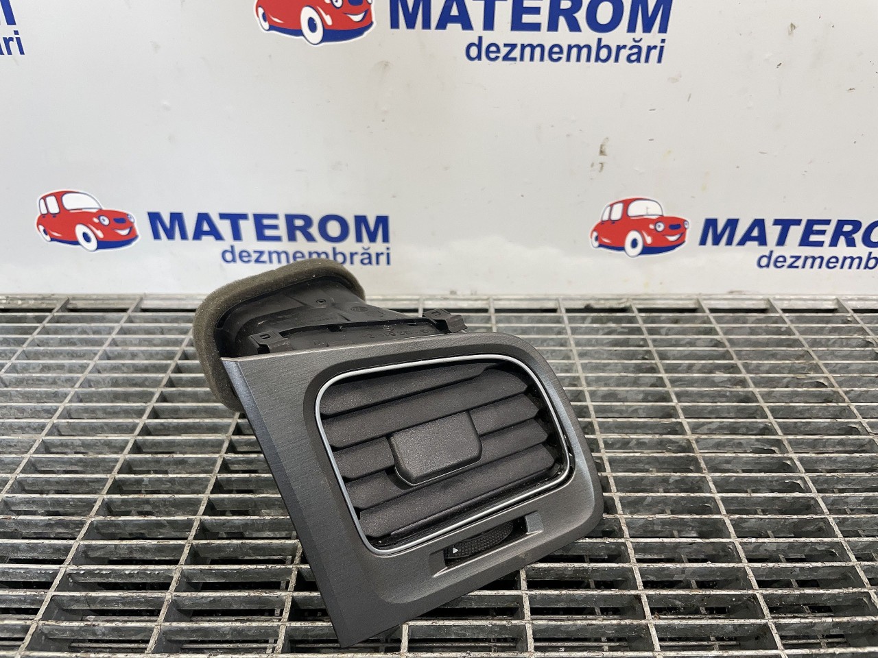 GRILA BORD VW GOLF VII GOLF VII - - (2012 2016)