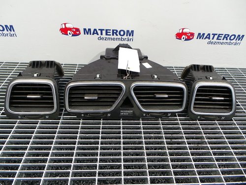 GRILA BORD VW SCIROCCO - - (2008 2014)