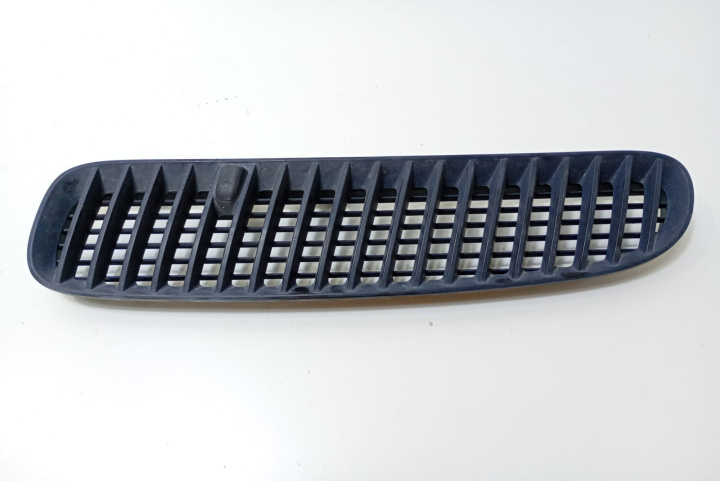 Grila capota 51137124821 BMW X5 E53 [facelift] [2003 - 2006]