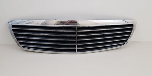 Grila capota cu mic defect Mercedes-Benz E-Class W211 [2002 - 2006]