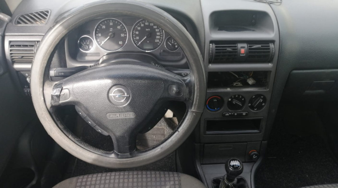 GRILA CAPOTA CU SIGLA OPEL ASTRA G FAB. 1998 - 2005 ⭐⭐⭐⭐⭐