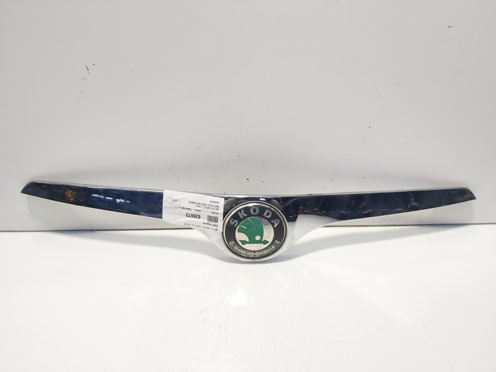 Grila capota fata cu sigla, Skoda Fabia 2 (5J, 542) (id:635073)