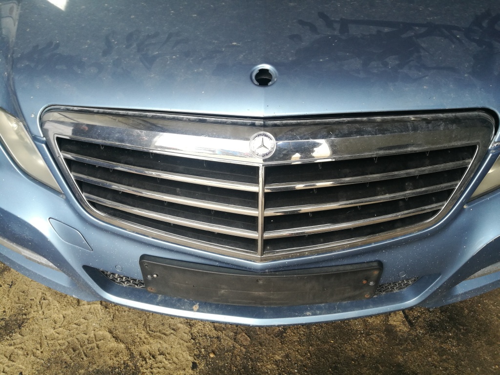 Grila capota Mercedes E class W 212