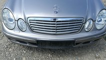 Grila capota Mercedes E220 cdi w211