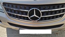 Grila capota Mercedes ML 320 cdi W164