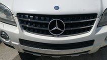 Grila capota Mercedes ml w164 amg