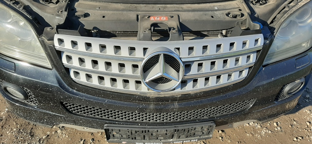 Grila capota Mercedes ML420 cdi w164