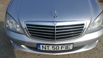 GRILA CAPOTA W211 MERCEDES S CLASS 2007