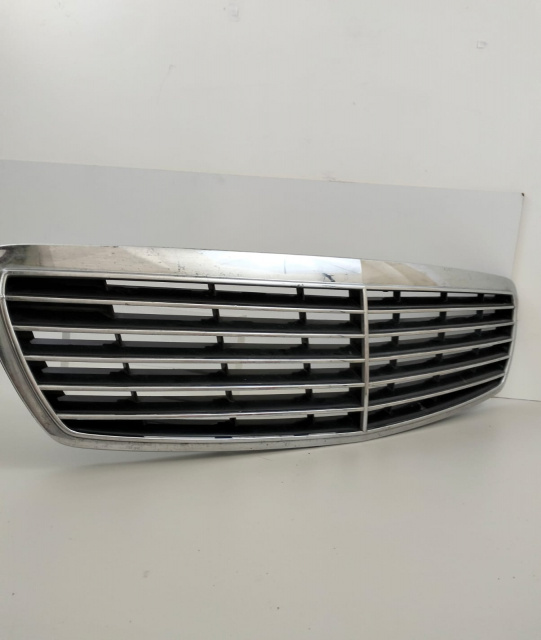 Grila Centrala a2118800583 Mercedes-Benz E-Class W211/S211 [2002 - 2006]