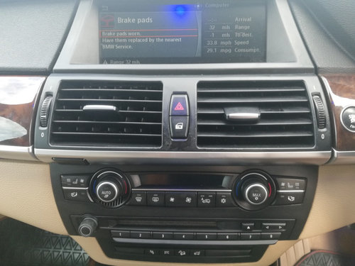 GRILA CENTRALA AER BMW E70 X5 2009 3.0 D