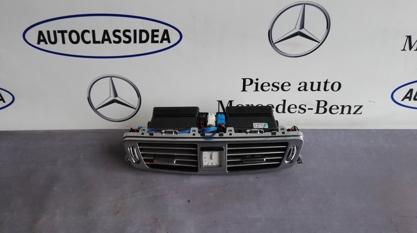 Grila centrala aer Mercedes cls w218