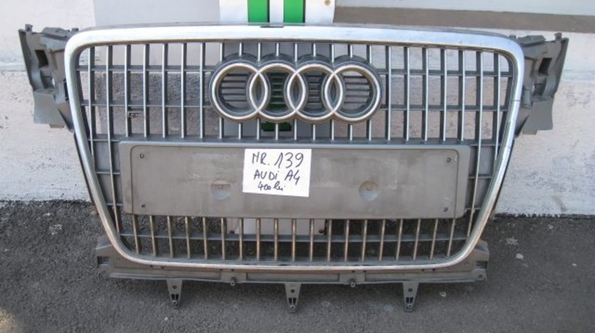 GRILA CENTRALA AUDI A4 QUATTRO COD 8K853651A