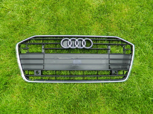 Grila centrala bara fata Audi A6  C8/4K model 2018-2023 cod 4K0853651A