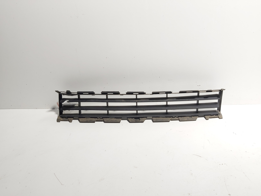 Grila centrala bara fata jos, cod 8200114155, Renault Megane 2 (idi:674135)