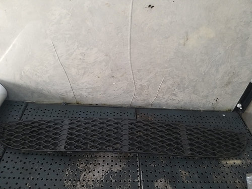 Grila centrala bara fata mercedes e class w211 a2118850053