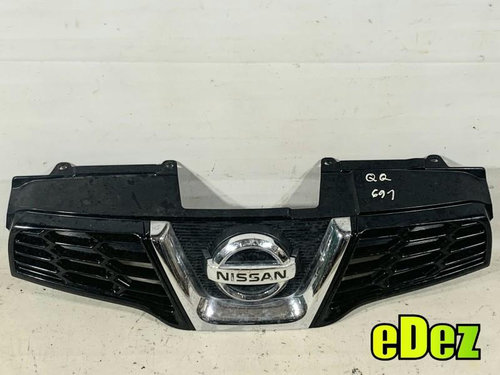 Grila centrala bara fata Nissan Qashqai facelift (2010-2013) [NJ10]