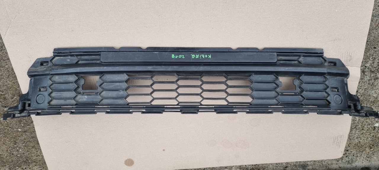 Grila centrala bara fata Skoda Kodiaq 2017 2018 2019 2020