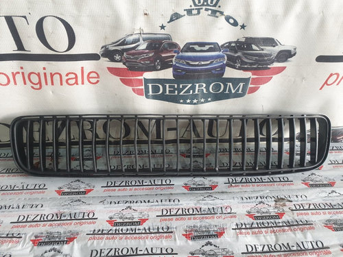 Grila centrala bara fata Skoda Roomster cod piesa : 5J0853677