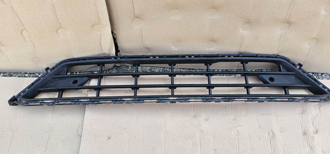 Grila centrala bara fata Volvo XC60 2 Facelift 2021 2022 2023