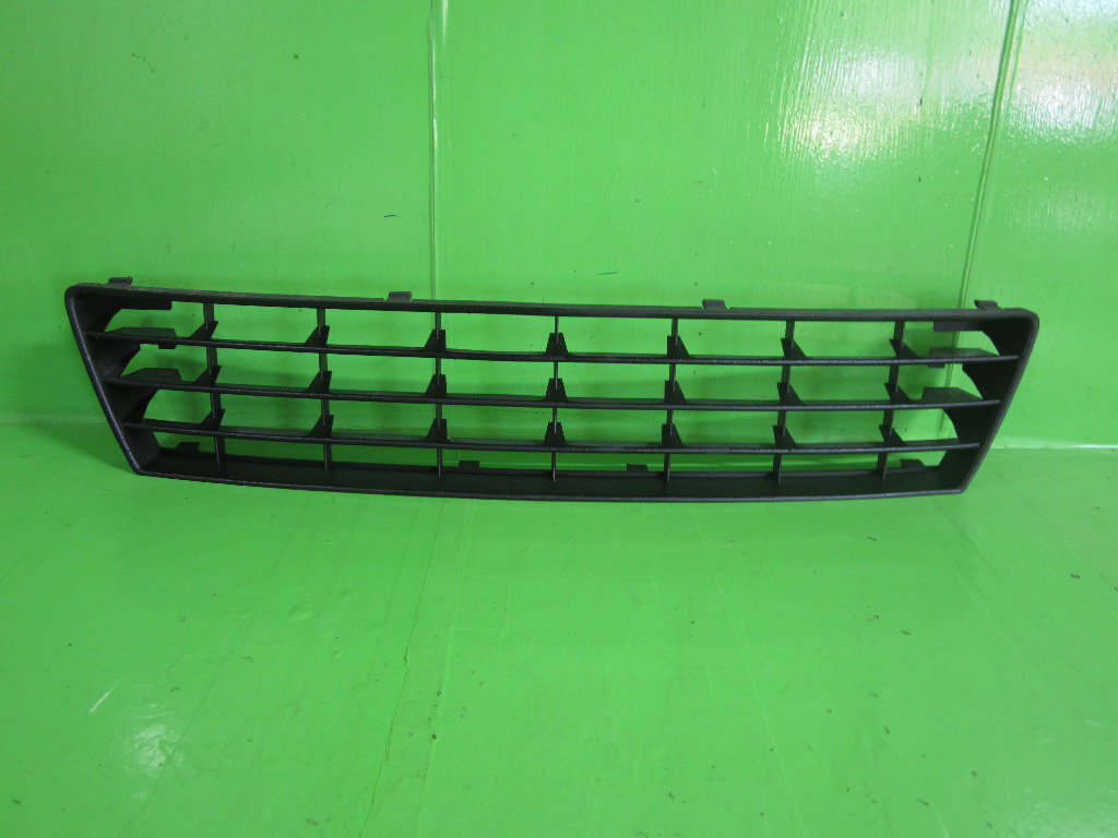 GRILA CENTRALA BARA FATA VW GOLF 5 PLUS FAB. 2006 - 2009 ⭐⭐⭐⭐⭐