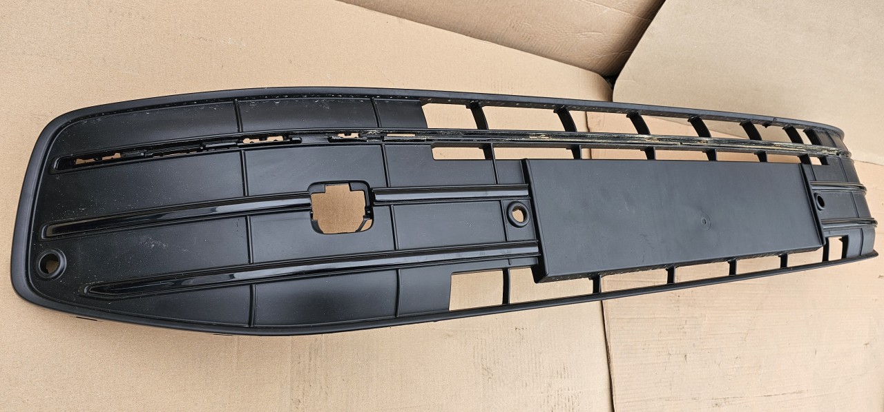Grila centrala bara fata Vw Tiguan 3 2024