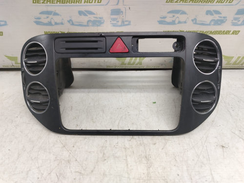 Grila centrala bord 5m0858071j Volkswagen VW Golf Plus [2004 - 2009] 1.9 tdi BKC