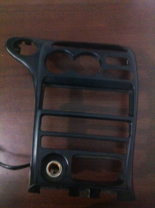 Grila centrala bord Hyundai Lantra J2 [1995 - 1998] Sportswagon wagon 1.6 MT (90 hp) (J-2)