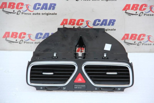 Grila centrala bord Volkswagen EOS 2006-2010 1Q0819728L