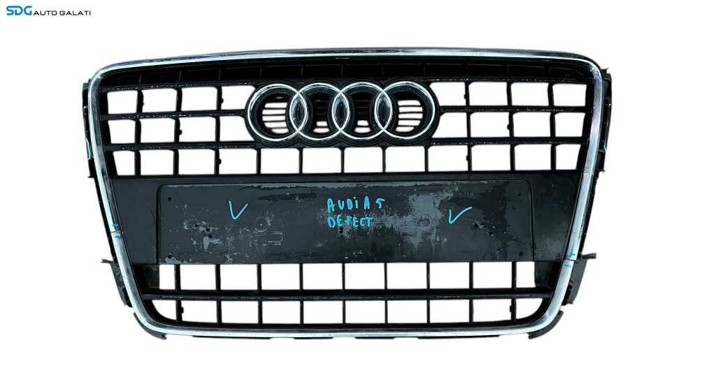 Grila Centrala cu Emblema Sigla de pe Bara Spoiler Fata Audi A5 Sportback 2008 - 2011 Cod 8T0853651B (Urechi de Prindere Lipsa) [L5338]