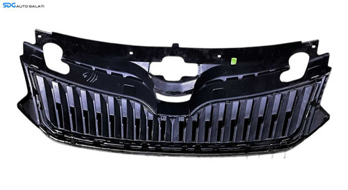Grila Centrala cu Emblema Sigla de pe Capota Motor Skoda Rapid 2013 - 2020 Cod 5JA853668 [L5342]