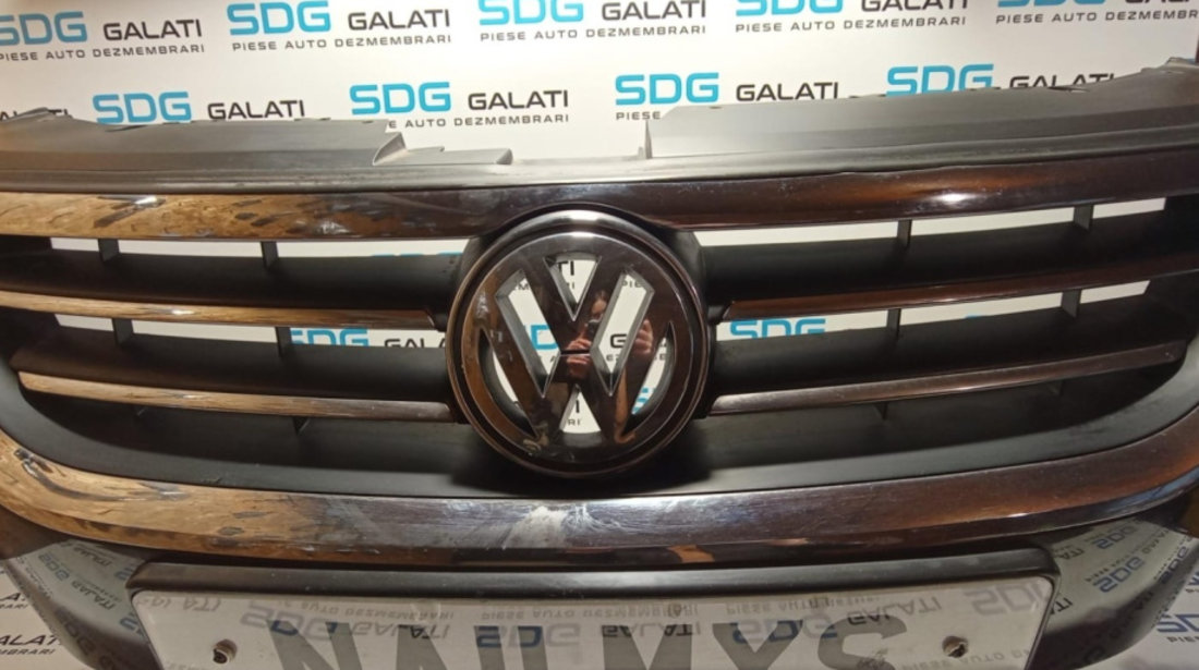 Grila Centrala cu Sigla Emblema Radiator de pe Bara Spoiler Fata Volkswagen Passat CC 2009 - 2012 Cod 3C8853651P 1K5853600 3C0853600A [M3750]