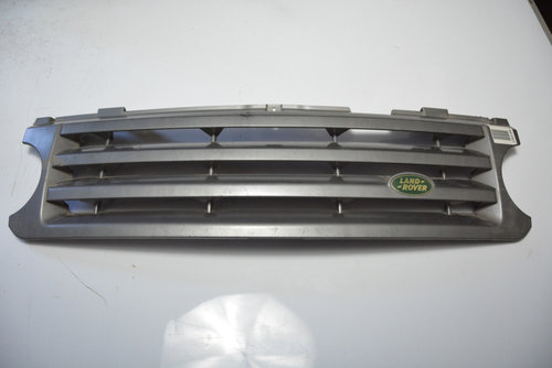 Grila Centrala Cu Sigla Land Rover RANGE ROVER Mk 3 L322 (LM) 2002 - 2012 DHB50019