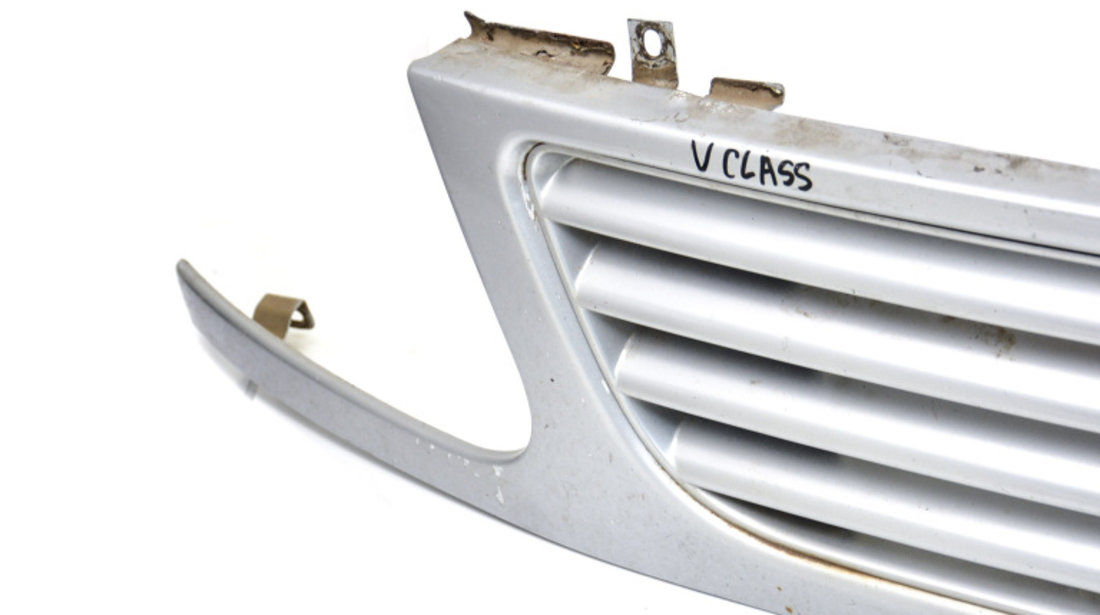 Grila Centrala Cu Sigla Mercedes-Benz VITO / V-CLASS (W638) 1996 - 2003 A6388880515, A 638 888 05 15, 638 888 05 15, 6388880515