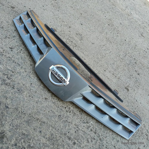 Grila Centrala Cu Sigla Nissan Note (E11) 2006-2013 1.5 Dci K9K 276 Motorina 623109U000, 623109U100