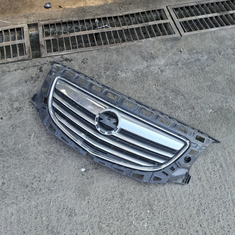 Grila Centrala Cu Sigla Opel Insignia 2008-2022 903200054, 13282567, 551004542