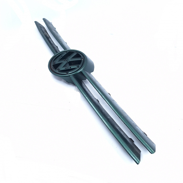 Grila Centrala Cu Sigla VW GOLF 4 1997 - 2004
