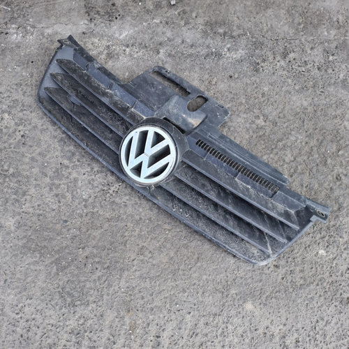 Grila Centrala Cu Sigla Vw Polo (9N, 9N3) 2002-2010 6Q0853651C