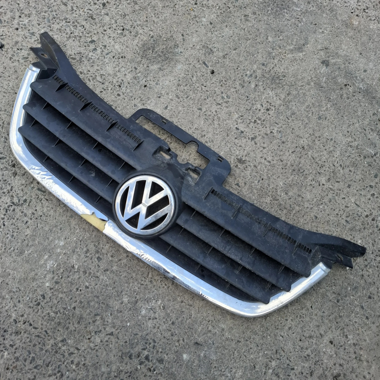 Grila Centrala Cu Sigla Vw Touran (1T) 2003-2010 1T0853651, 1T0853653, 1T0853601
