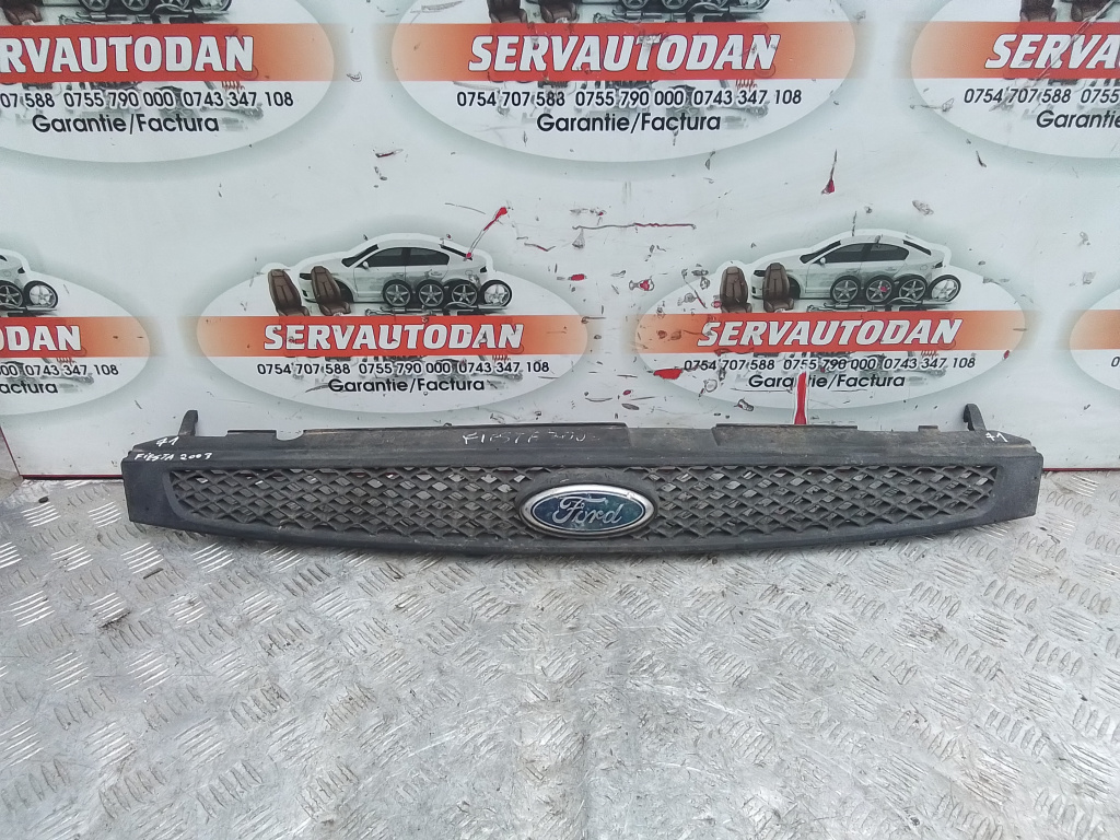 Grila centrala fata Ford Fiesta 5 (2002-2008) [JH_, JD_,MK6] 1.4 Motorina 2003, 2S61-8200-A