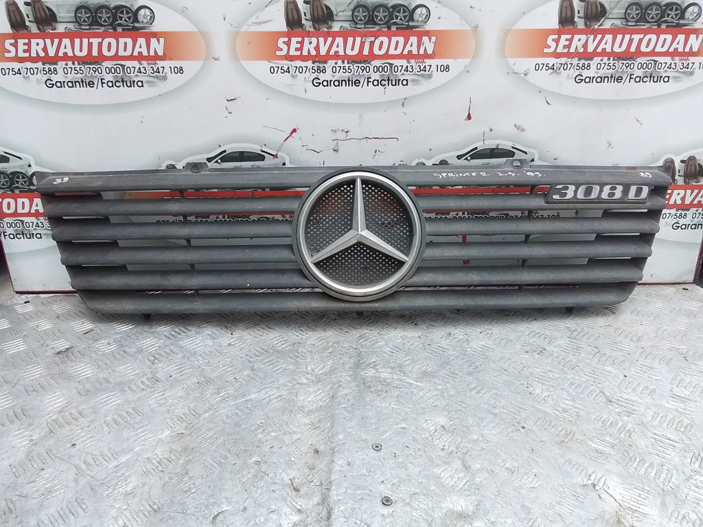 Grila centrala fata Mercedes-Benz Sprinter (1995-2006) [901, 902] 2.3 Motorina 1999, 9018880123
