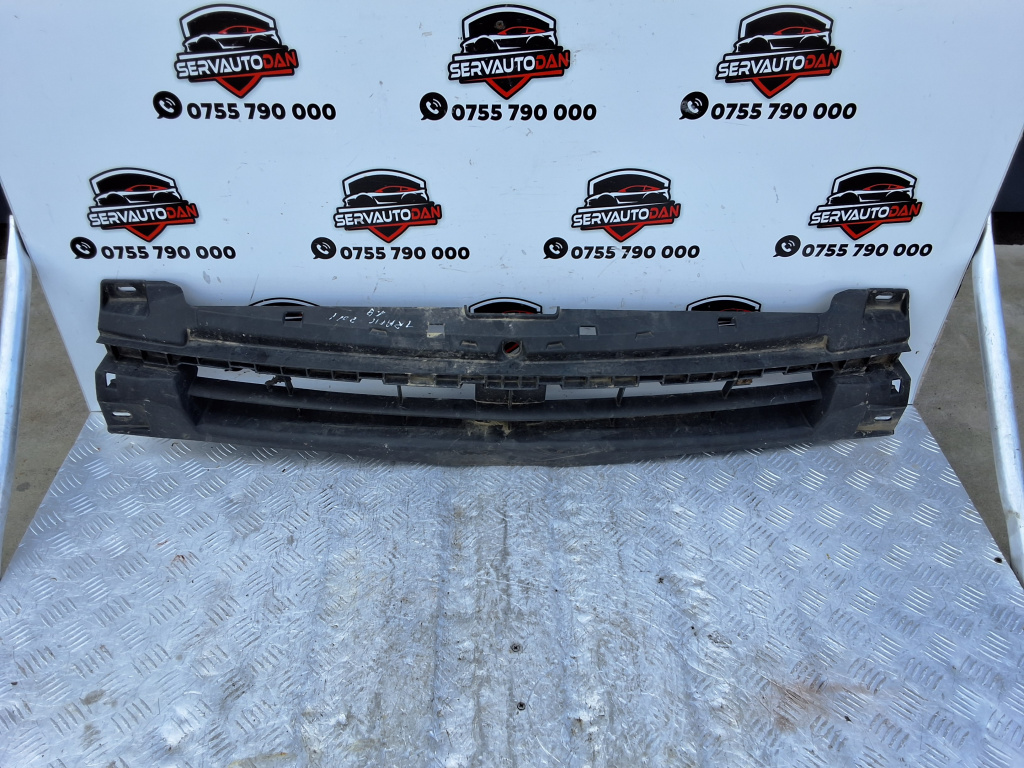 Grila centrala fata Renault Trafic 2 (2001->) 1.9 Motorina 2010, 620300102R