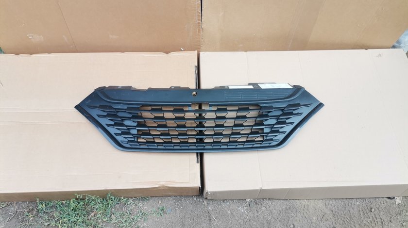 Grila centrala radiator IVECO DAILY 6 (2019-2021) facelift cod: 5802317677 KZ / 5802317676 EZ