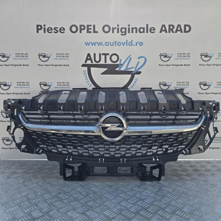 Grila centrala radiator Opel Adam Rocks 2012-2019