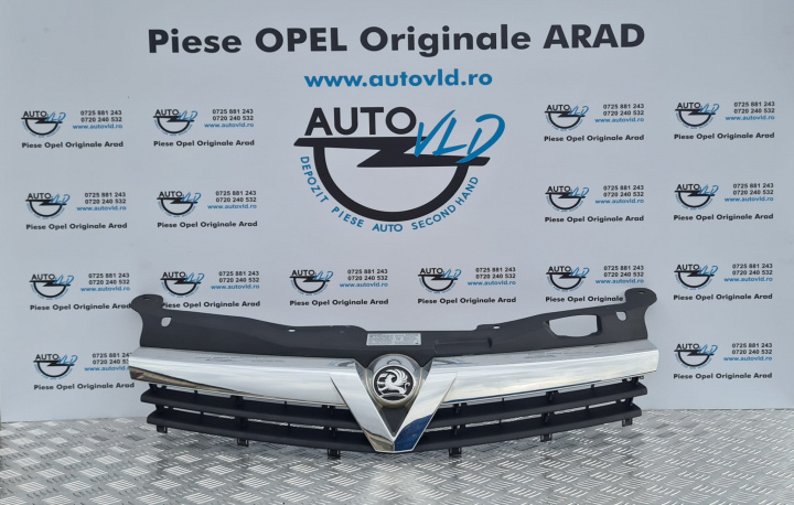 Grila centrala radiator Opel Astra H [facelift] [2005 - 2015] GTC hatchback 3-usi