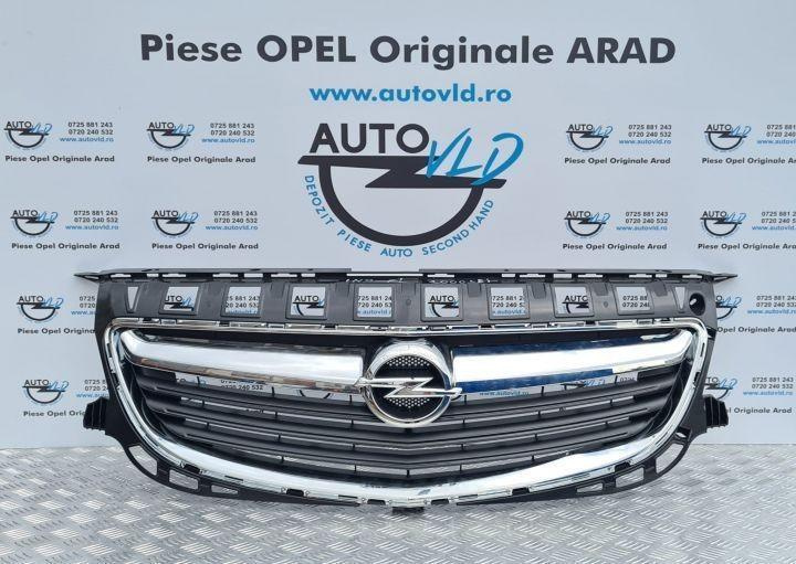 Grila centrala radiator Opel Insignia A facelift 2013-2017
